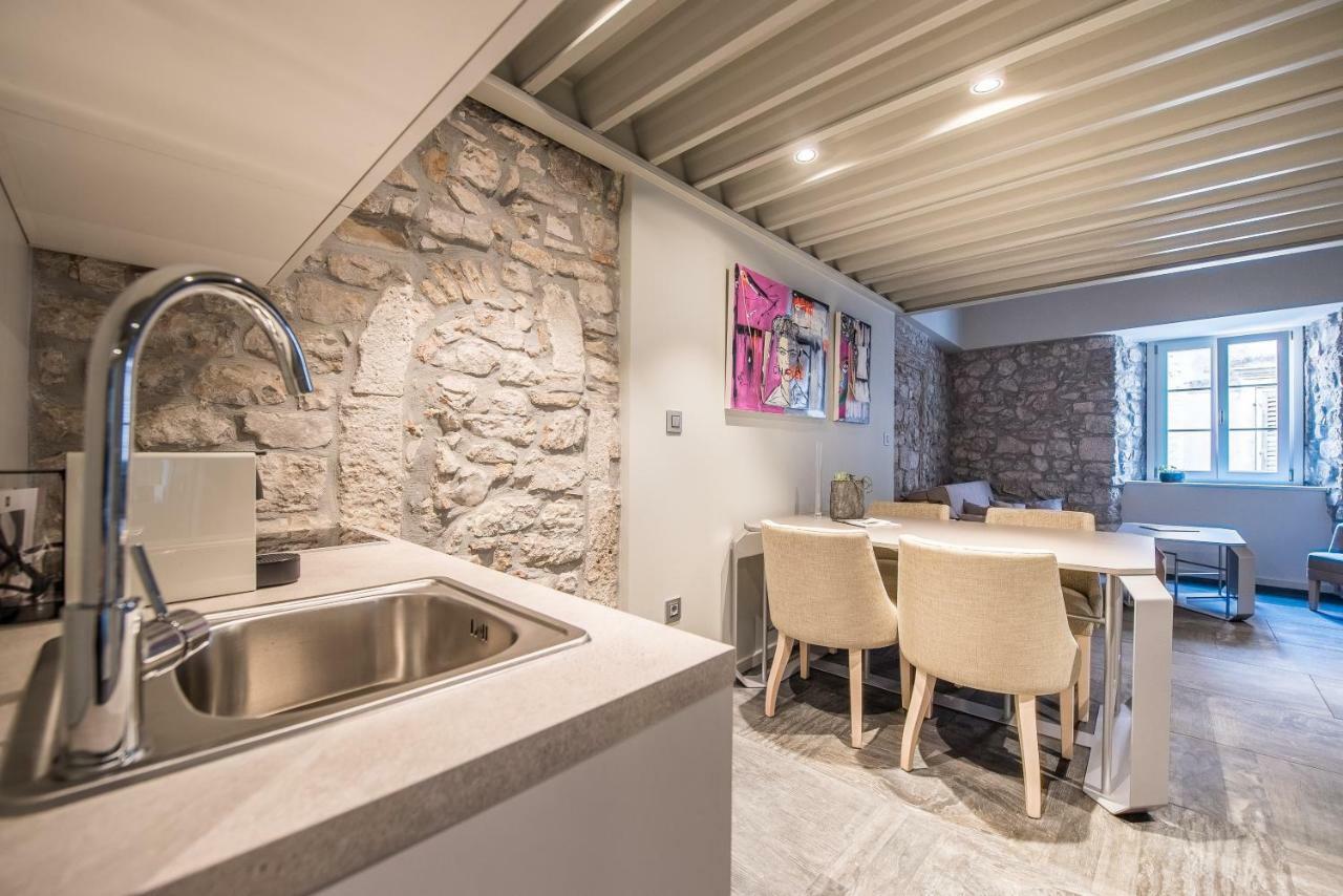 Alma Lofts Apartment Zadar Ngoại thất bức ảnh