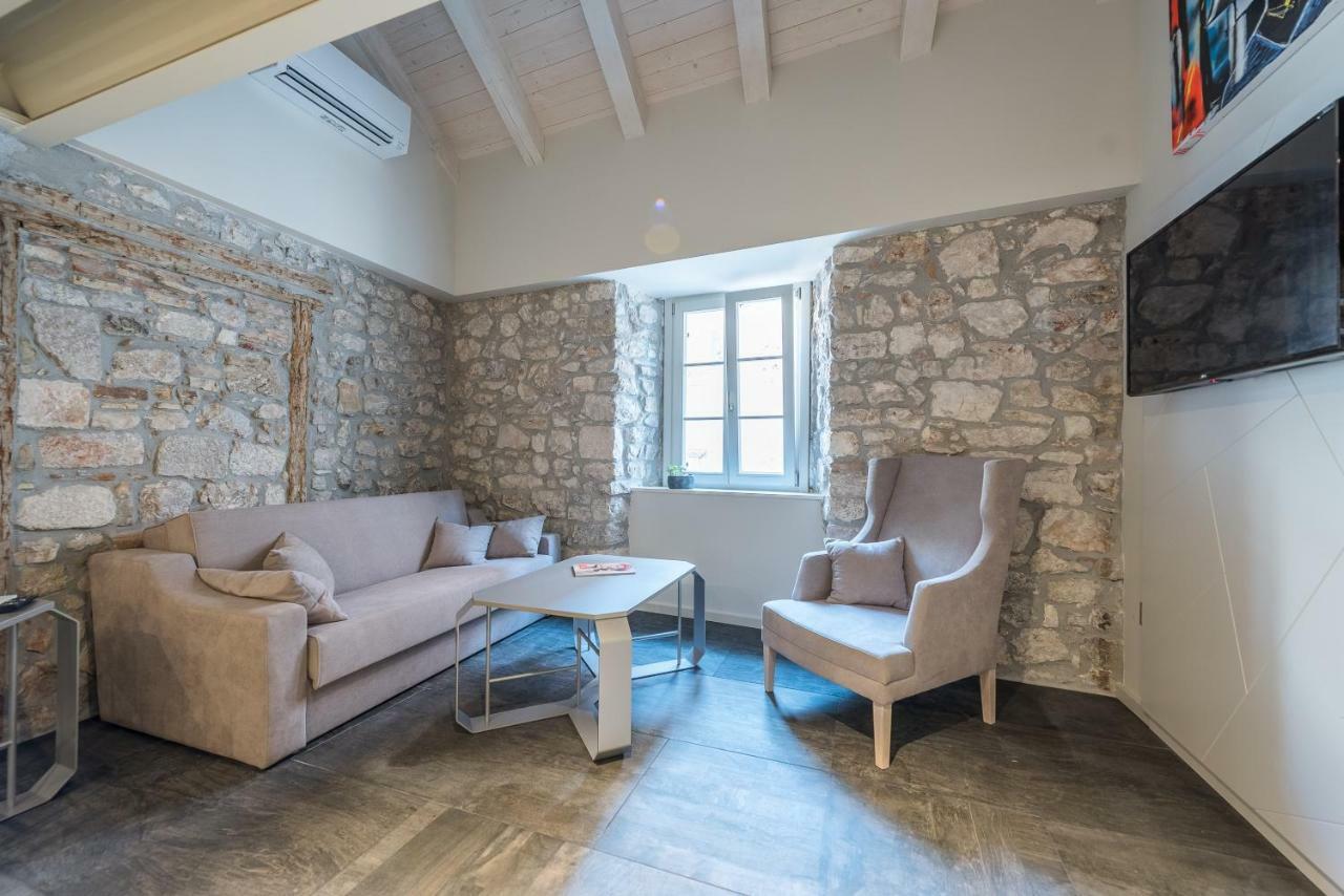 Alma Lofts Apartment Zadar Ngoại thất bức ảnh